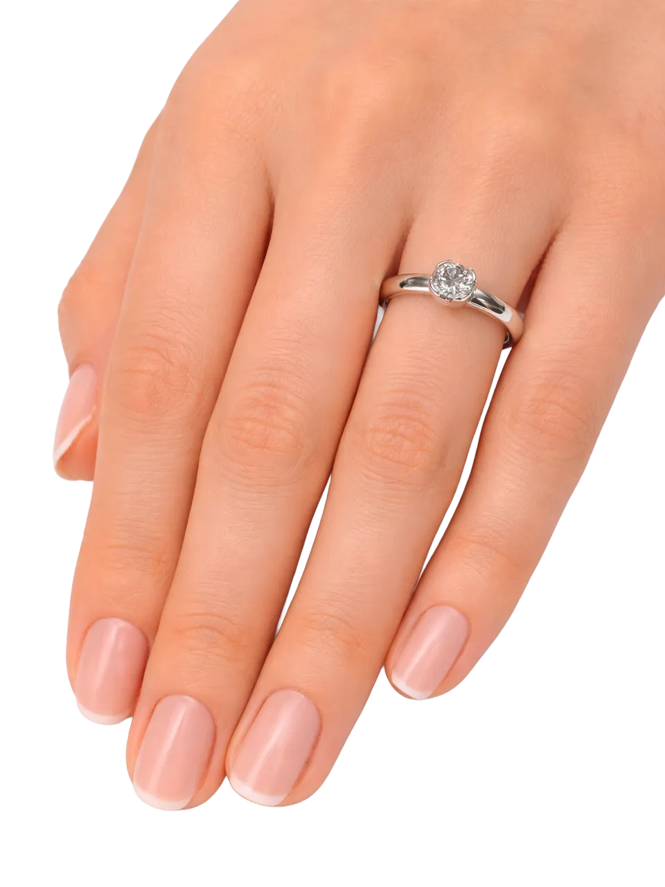 Prsten s diamantem na ruce — zakázková tvorba