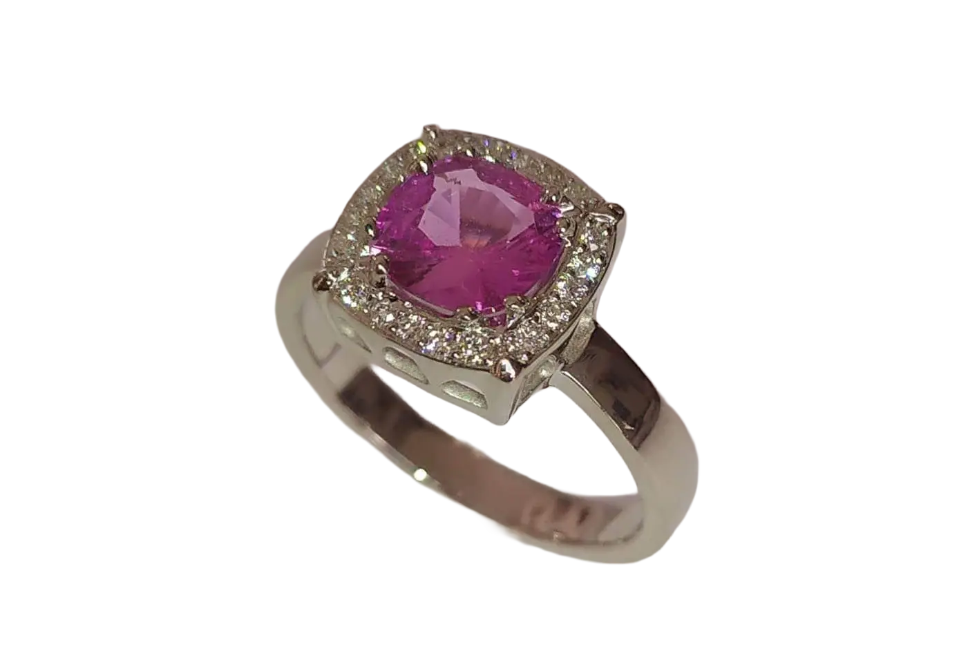 Prsten s růžovým safírem — expresní výroba
